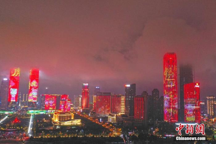 數(shù)字經(jīng)濟(jì)“點(diǎn)亮”江西別樣元宵 營(yíng)商環(huán)境“催生”贛鄱風(fēng)景獨(dú)好(圖1)