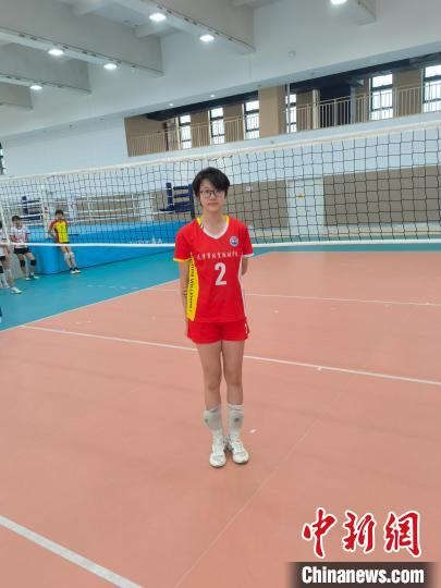 訓(xùn)練場上過六一 天津排球少年劍指奧運(yùn)(圖2)